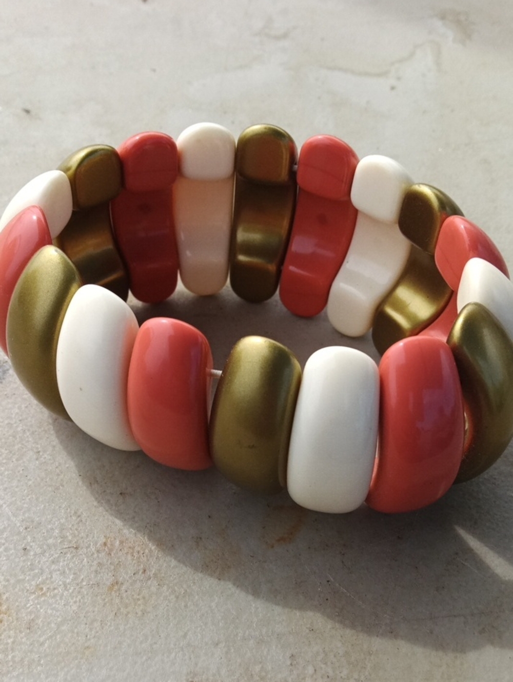 Stylish Coral, White & Olive Stretch Bracelet